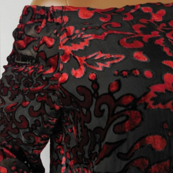 Chico's Off Shoulder Velvet Burnout Top Sz 2 NWT - Picture 3 of 9